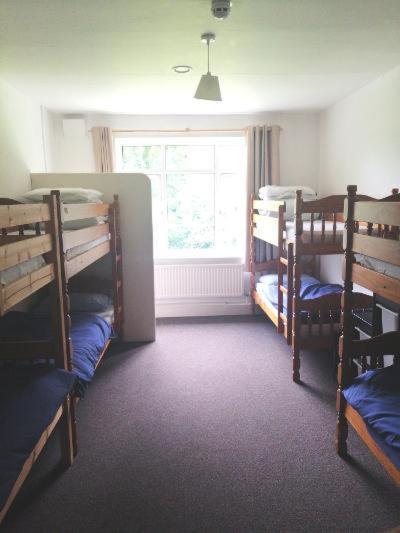 Kings Hostel Долгелай Екстериор снимка